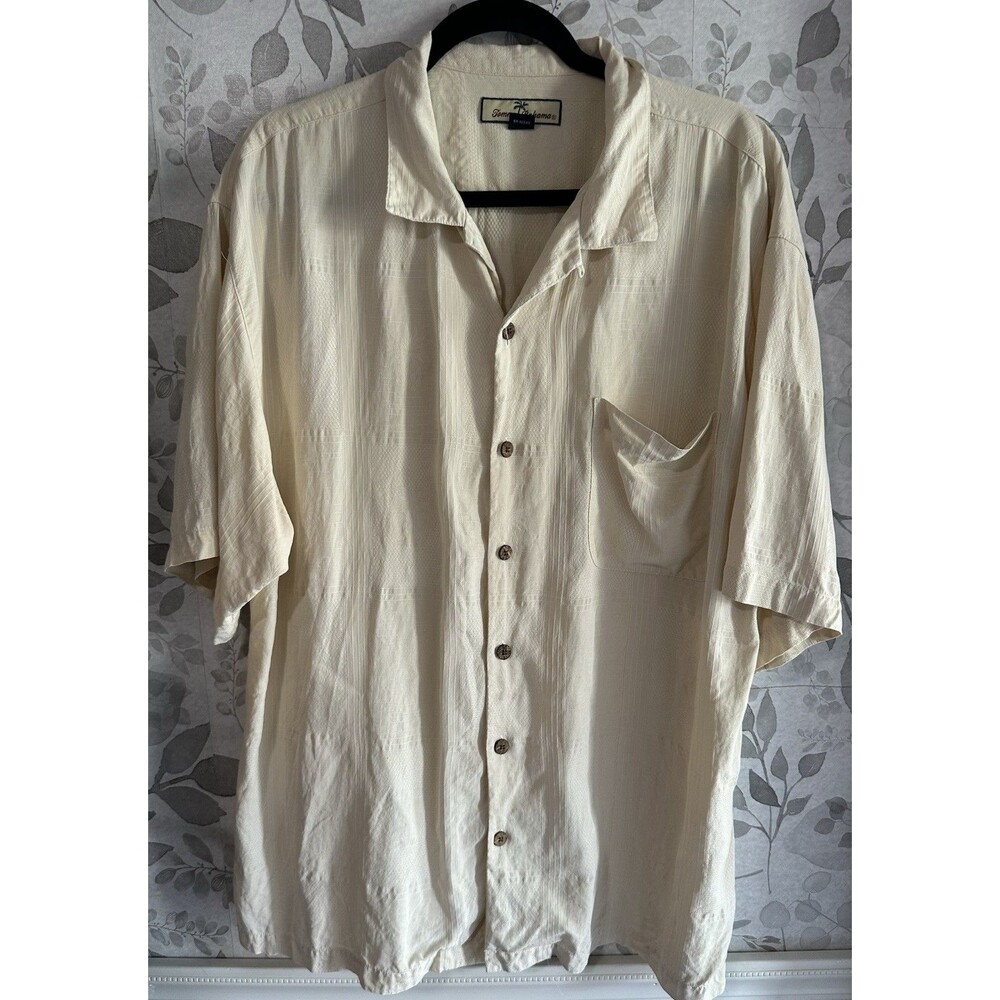 Tommy Bahama Men’s XL 100% Silk  Camp Shirt Cream Textured Short Sleeve Resort